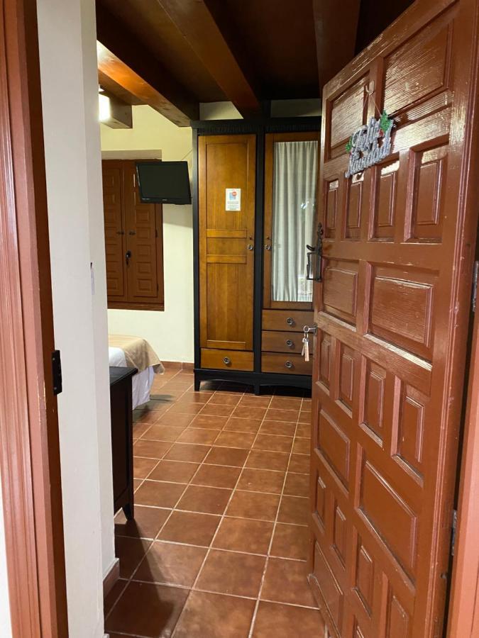Hotel Rural El Refugio De Los Templarios Cabeza del Buey Eksteriør billede